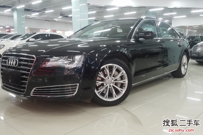 奥迪A8L2014款50 TFSI quattro尊贵型