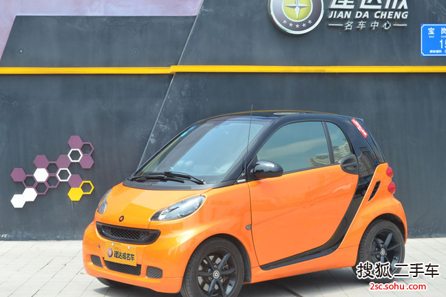 smartfortwo2011款1.0 MHD 硬顶燃橙版