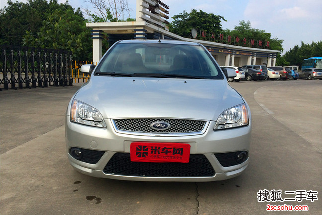 厦门-福特福克斯三厢2008款1.8l 自动时尚精英型