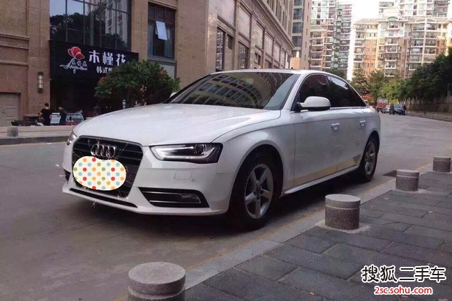 奥迪A4L2013款35 TFSI 自动标准型