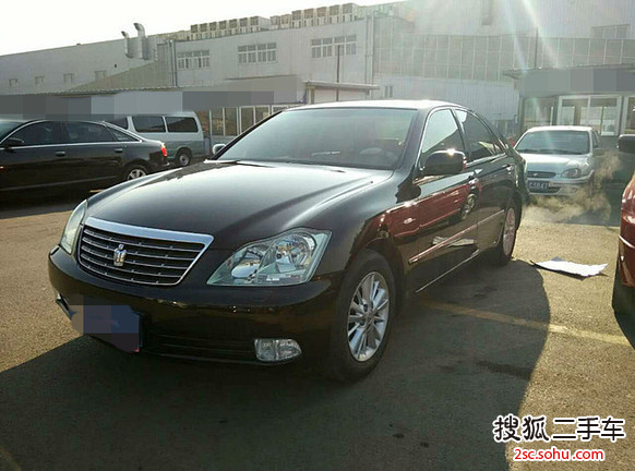 丰田皇冠2006款3.0 Royal E 真皮版