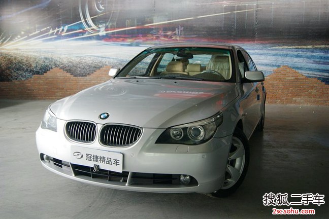 宝马5系2006款530i 