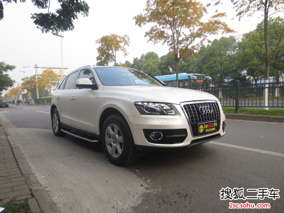 奥迪Q52013款40 TFSI 进取型