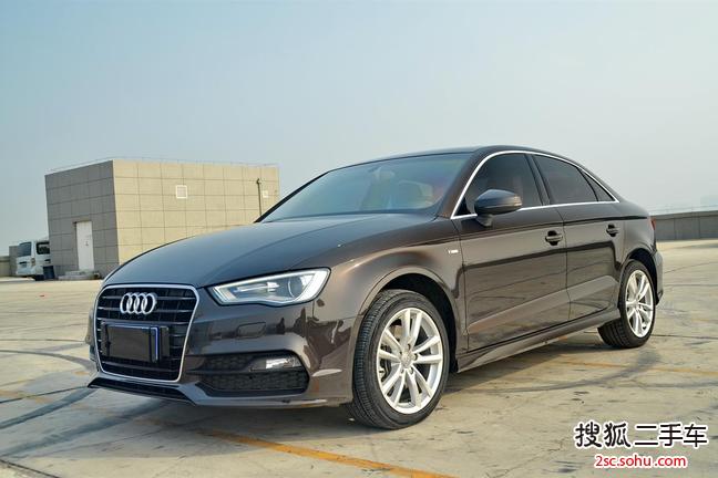 奥迪A3 Limousine2015款40 TFSI 自动舒适型