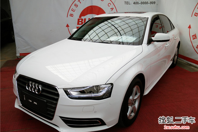 奥迪A4L2013款35 TFSI 自动标准型