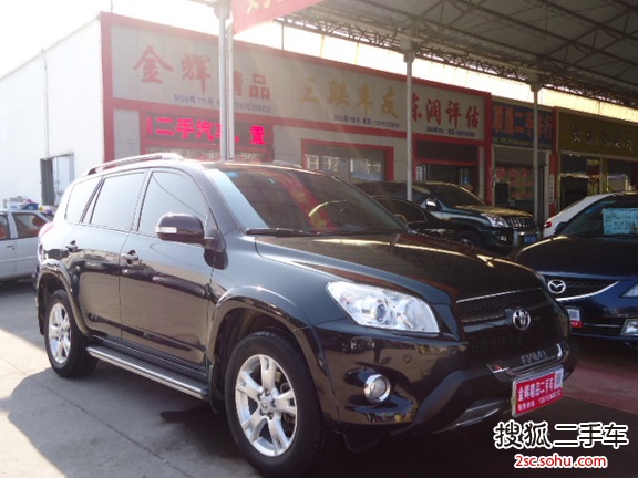 丰田RAV42013款特享版 2.4L 自动四驱尊崇 