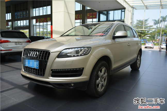 奥迪Q72013款35 TFSI 进取型