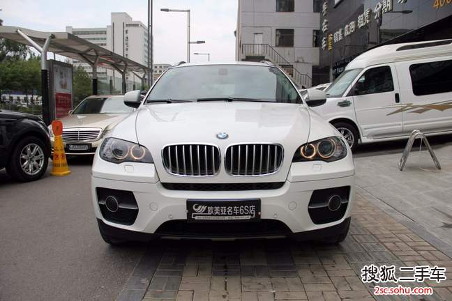 宝马X62011款xDrive35i