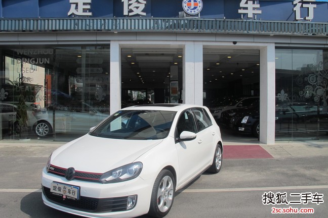 大众高尔夫GTI2010款2.0TSI DSG 豪华版