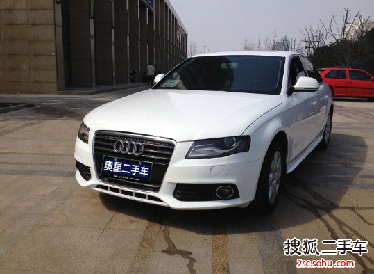 奥迪A4L2012款2.0TFSI 豪华型