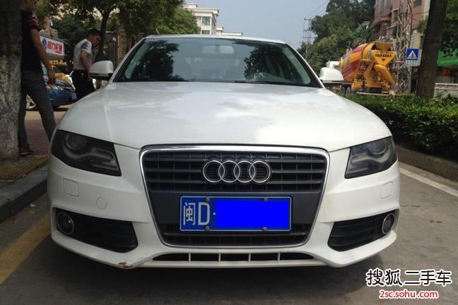 奥迪A4L2010款2.0TFSI 舒适型