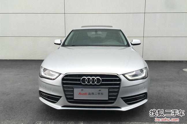 奥迪A4L2013款35 TFSI 自动标准型