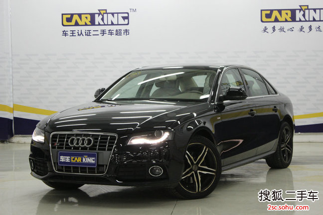 奥迪A4L2012款2.0TFSI 标准型