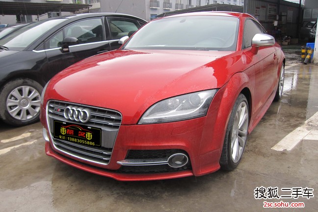 奥迪TT2011款TTS Coupe 2.0TFSI quattro