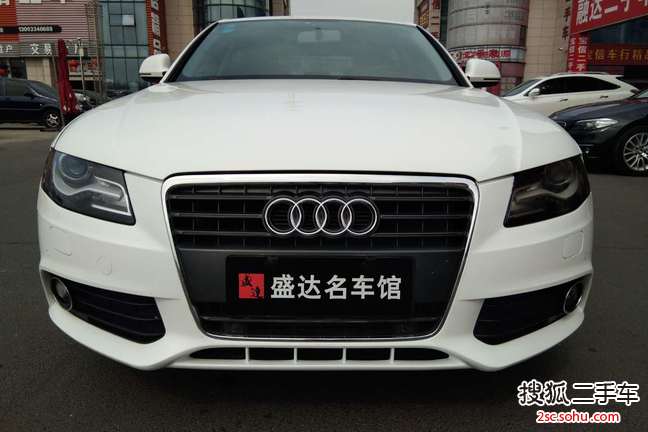 奥迪A4L2012款2.0TFSI 舒适型