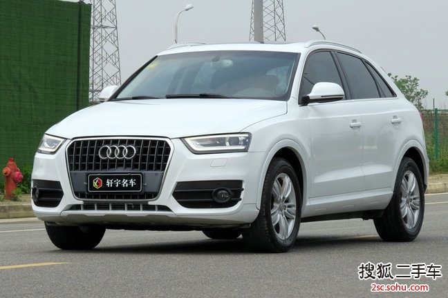 奥迪Q32015款35 TFSI 舒适型