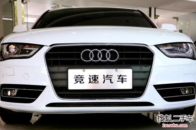 奥迪A4L2012款2.0TFSI 舒适型