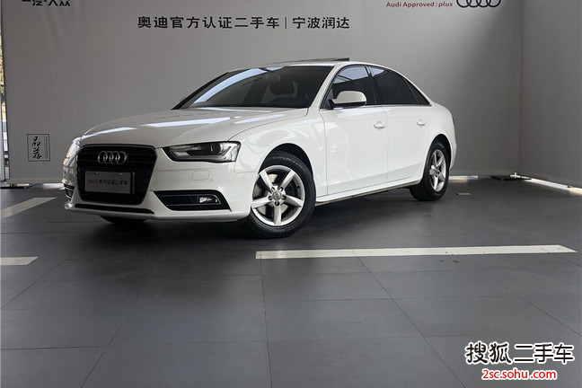 奥迪A4L2013款35 TFSI 自动舒适型