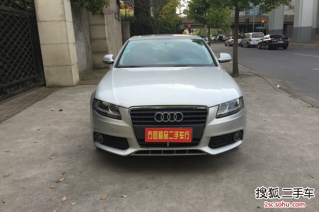 奥迪A4L2009款2.0TFSI 标准型