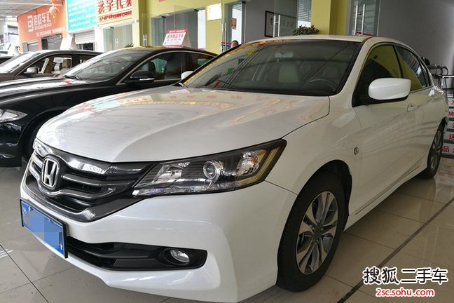 本田雅阁2015款2.0L LXS 精英版