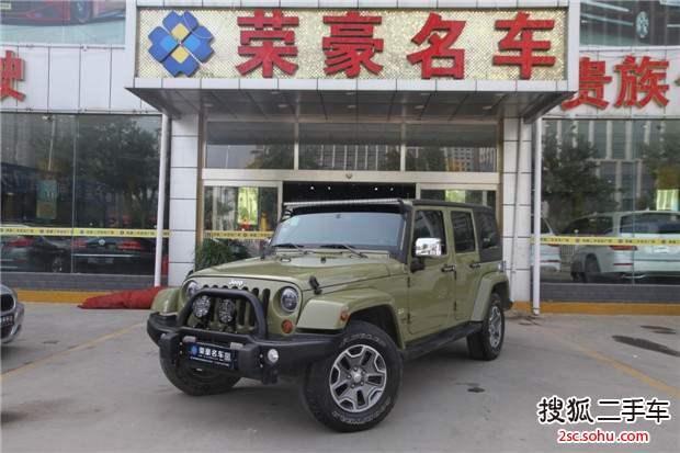 Jeep牧马人两门版2012款3.6L Sahara 极地版