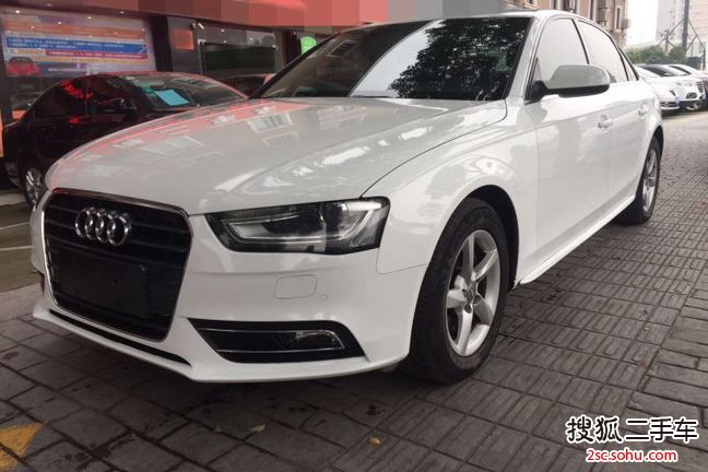 奥迪A4L2013款35 TFSI 自动舒适型