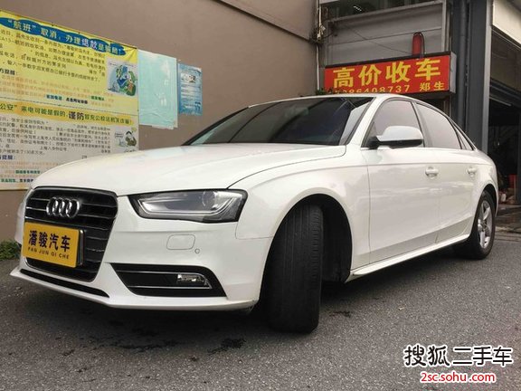 奥迪A4L2015款35 TFSI 自动标准型