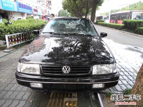 大众桑塔纳2002款2000 GLS 手动