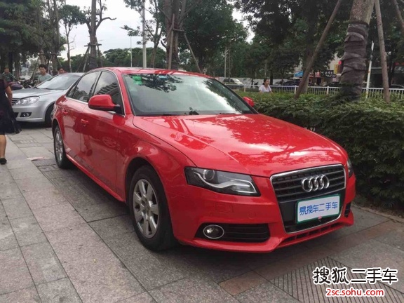 奥迪A4L2012款2.0TFSI 舒适型