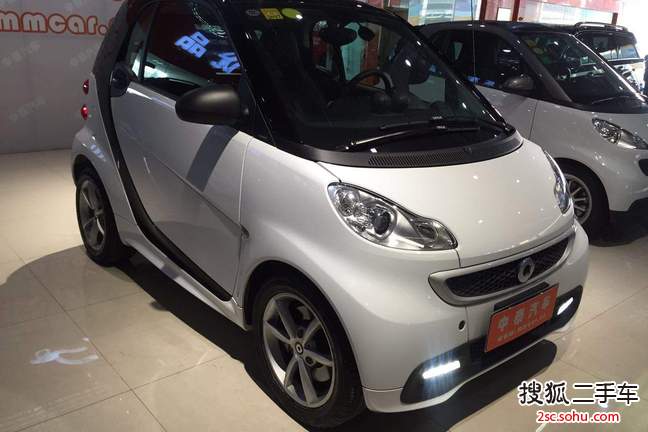 smartfortwo2015款1.0 MHD 炫闪特别版