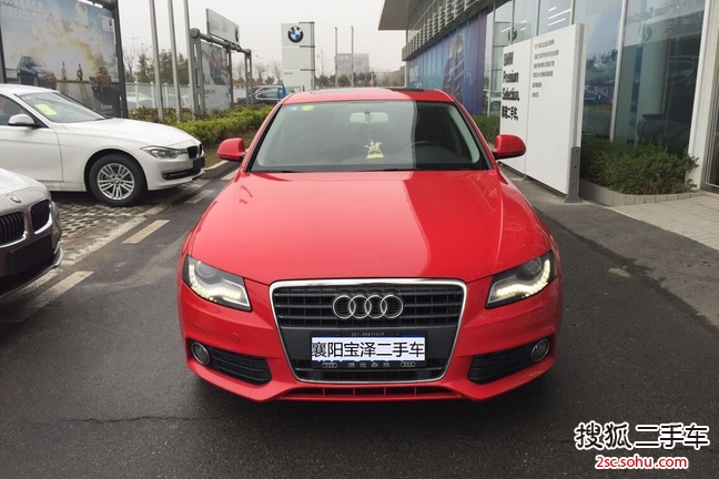 奥迪A4L2012款2.0TFSI 标准型