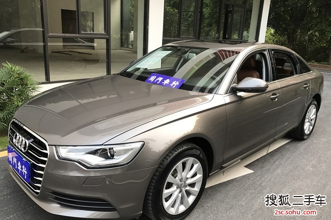 奥迪A6L2015款TFSI 300万纪念智领版