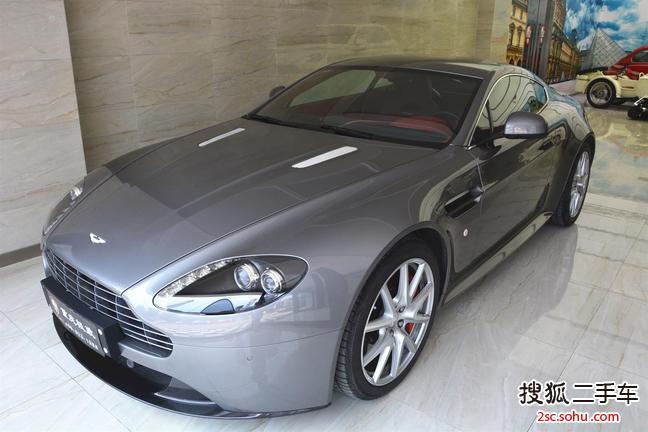 阿斯顿马丁V8 Vantage2011款4.7 Sportshift Coupe