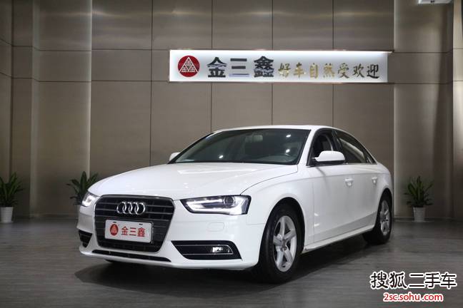 奥迪A4L2015款35 TFSI 自动标准型