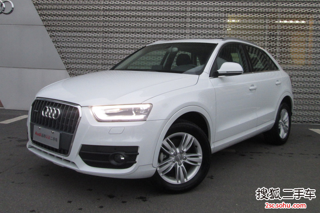 奥迪Q32015款35 TFSI quattro百万纪念进享型