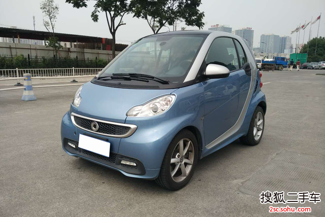 smartfortwo2014款1.0T 硬顶城市光波激情版