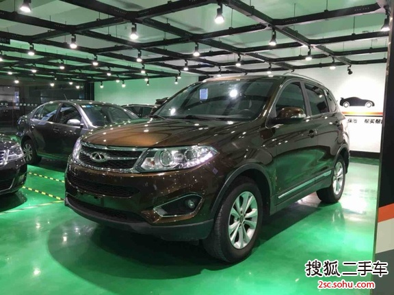 奇瑞瑞虎52015款2.0L CVT家尊版