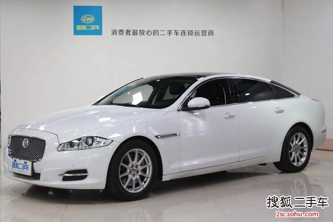 捷豹XJ2014款XJL 2.0T 两驱全景商务版