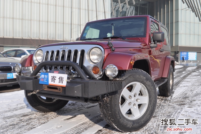 Jeep牧马人两门版2011款3.8L 撒哈拉