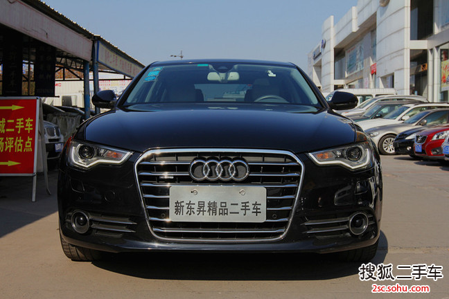 奥迪A6L2012款35 FSI quattro 豪华型(2.8L)