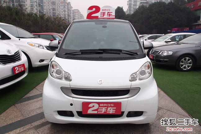 smartfortwo2012款1.0L MHD 流光灰特别版