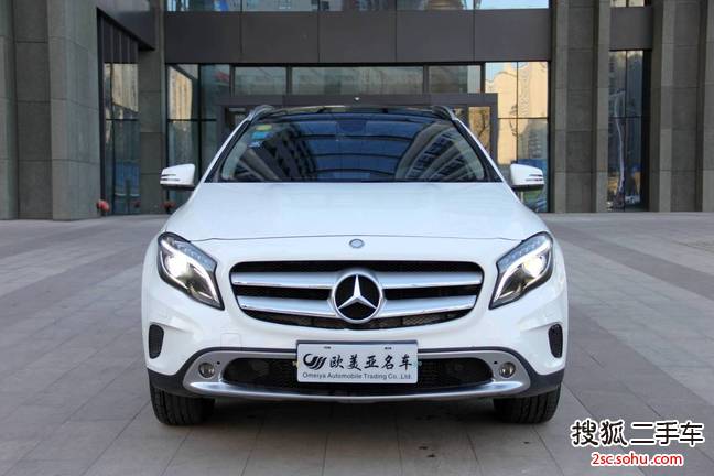 奔驰GLA级2015款GLA 260 4MATIC 