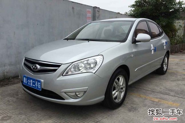 现代悦动2011款1.6L 手动舒适型