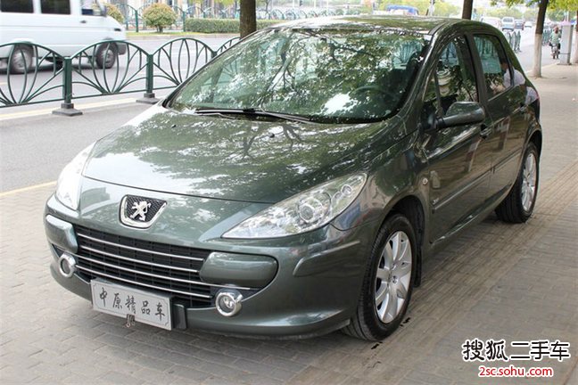 标致307两厢2010款2.0L 自动舒适版