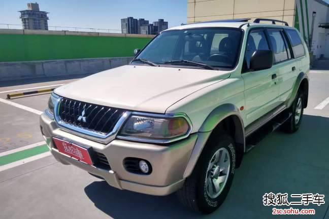 三菱帕杰罗sport2004款3.0 GLS 自动 四驱