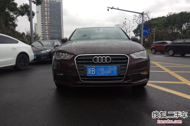 奥迪A3 Limousine2015款35 TFSI 300万纪念智领版