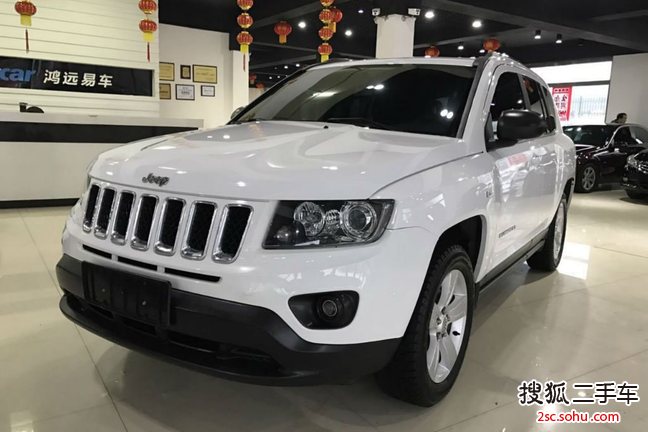 Jeep指南者2014款2.4L 四驱运动版