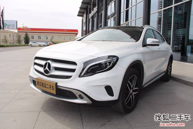 奔驰CLA级2016款CLA 220 4MATIC