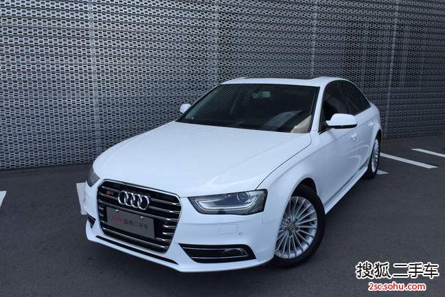 奥迪A4L2013款30 TFSI 自动舒适型