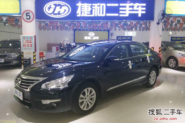 日产天籁2015款2.0L XE-Sporty欧冠运动版